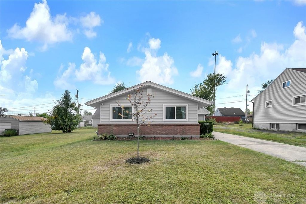 158 Loretta Drive, Dayton, OH 45415