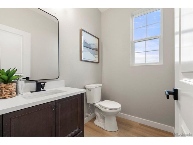 23293 E Jamison Dr, Aurora, CO 80016