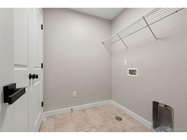 23293 E Jamison Dr, Aurora, CO 80016