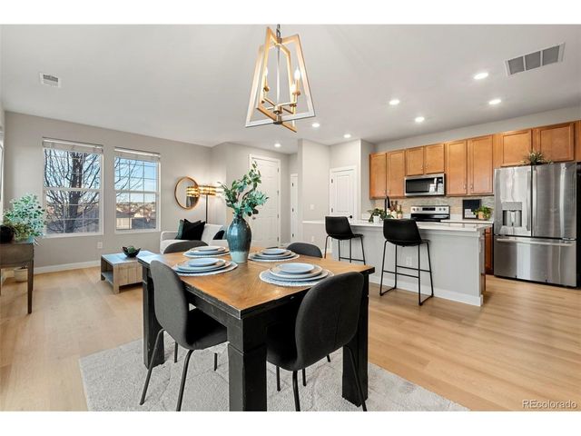 23293 E Jamison Dr, Aurora, CO 80016