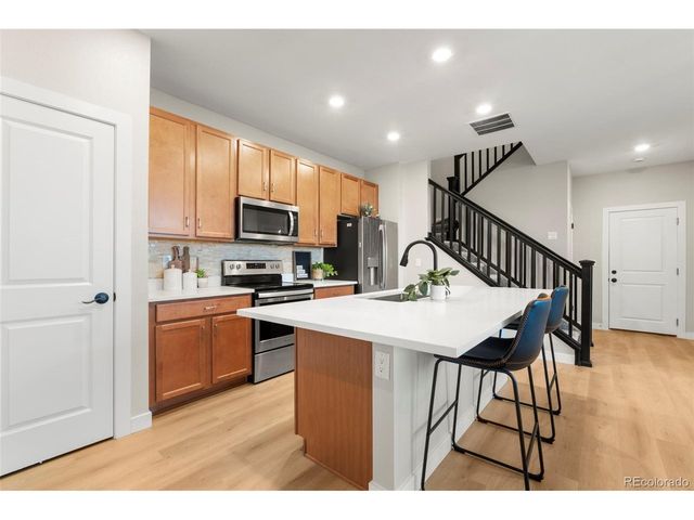 23293 E Jamison Dr, Aurora, CO 80016