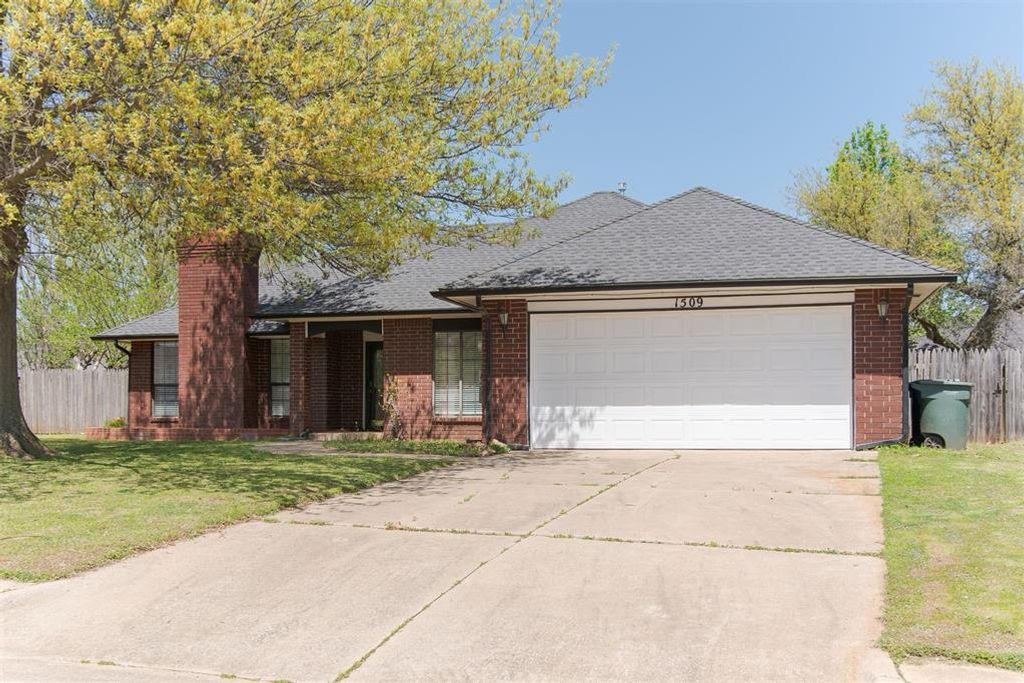 1509 Concord Court, Edmond, OK 73003