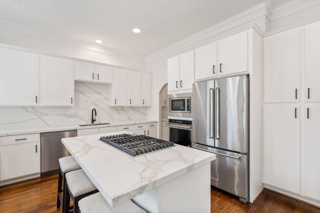 6501 Rodrigo Street, Houston, TX 77007