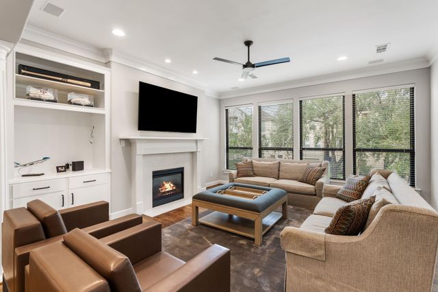 6501 Rodrigo Street, Houston, TX 77007