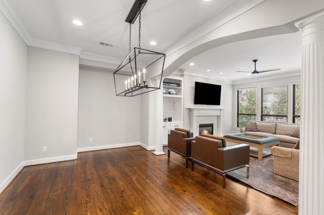 6501 Rodrigo Street, Houston, TX 77007