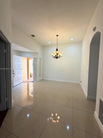 11459 Lakeview Dr 7A, Coral Springs, FL 33071