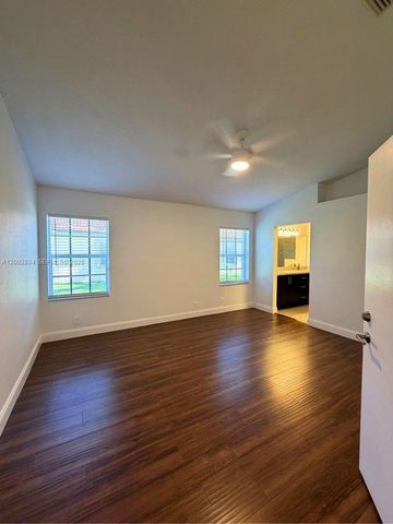 11459 Lakeview Dr 7A, Coral Springs, FL 33071