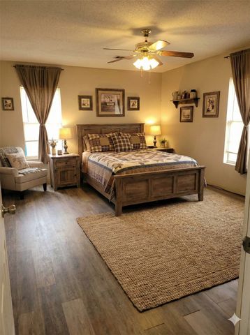 5672 E Interstate 30, Campbell, TX 75422