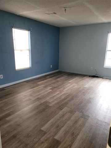 5672 E Interstate 30, Campbell, TX 75422