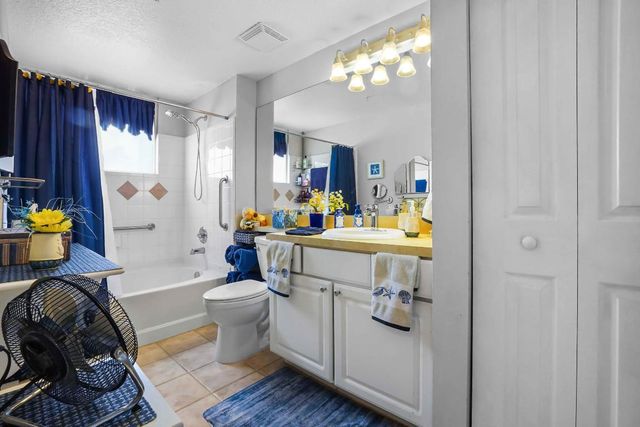 6101 Myrtlewood Circle W, Palm Beach Gardens, FL 33418