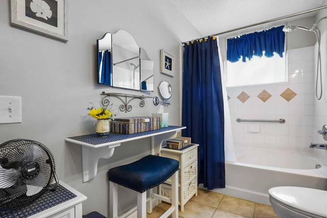 6101 Myrtlewood Circle W, Palm Beach Gardens, FL 33418