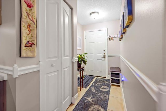 6101 Myrtlewood Circle W, Palm Beach Gardens, FL 33418