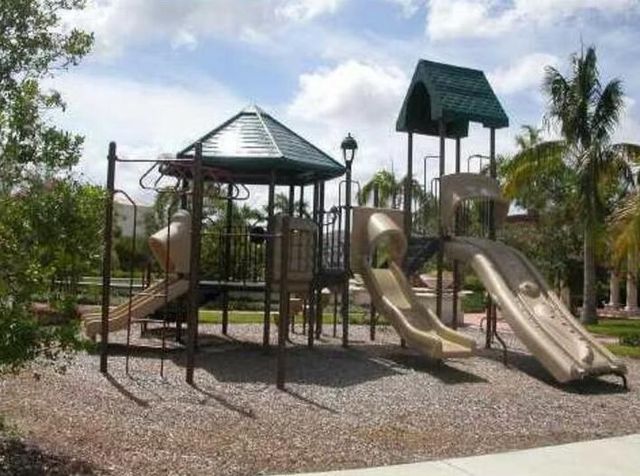 6101 Myrtlewood Circle W, Palm Beach Gardens, FL 33418