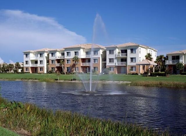 6101 Myrtlewood Circle W, Palm Beach Gardens, FL 33418