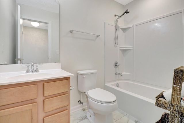 5100 River Ridge Lane, Fairfield Twp, OH 45011