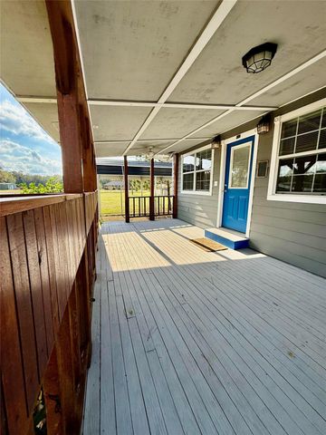 143 W Airway, Livingston, TX 77351