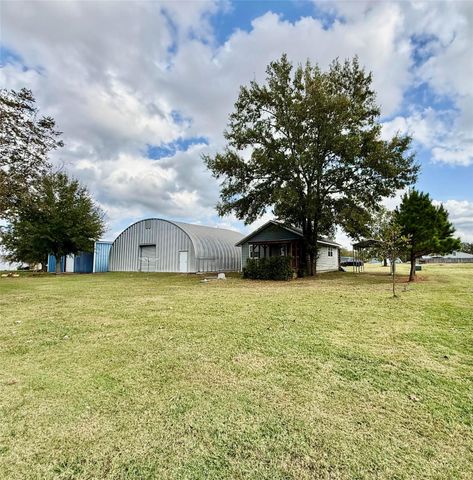 143 W Airway, Livingston, TX 77351