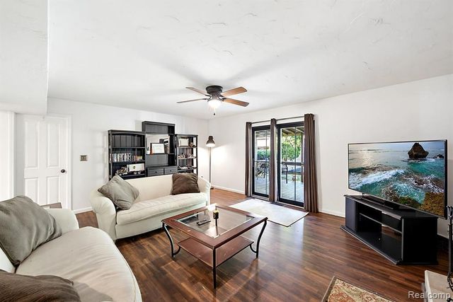 3067 Avalon Road, Rochester Hills, MI 48309