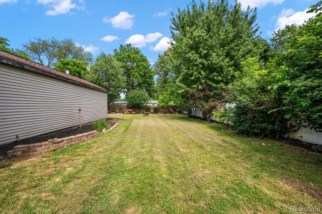 3067 Avalon Road, Rochester Hills, MI 48309