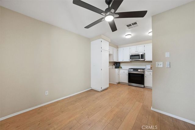 24785 Sand Wedge, Valencia, CA 91355