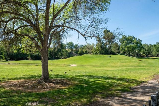 24785 Sand Wedge, Valencia, CA 91355