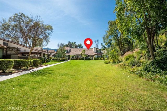 24785 Sand Wedge, Valencia, CA 91355