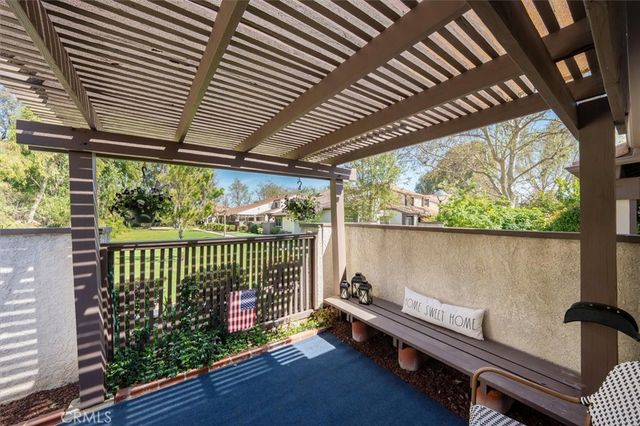 24785 Sand Wedge, Valencia, CA 91355