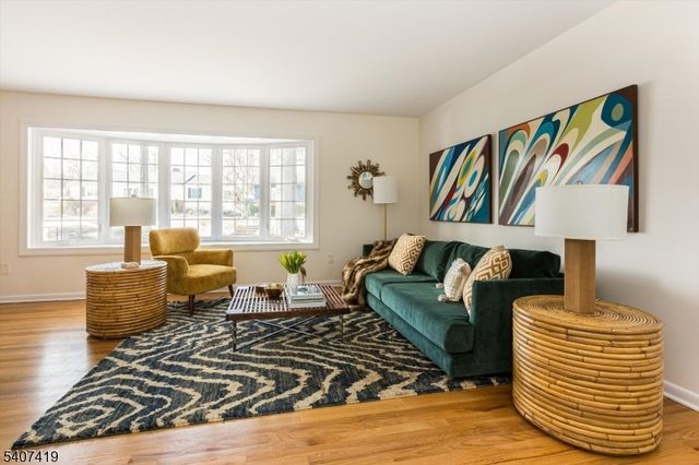 9 Glenfield Rd, Glen Ridge Boro Twp., NJ 07028