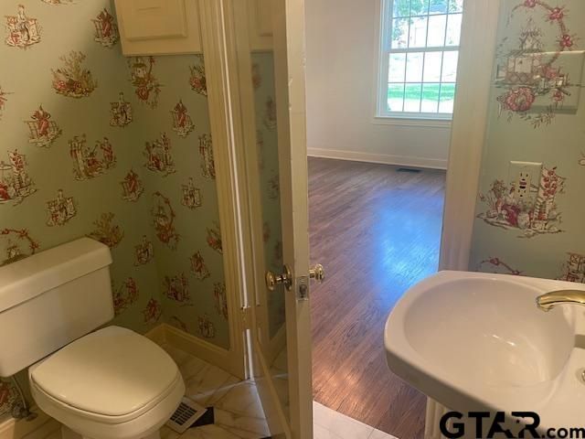 114 E Second, Tyler, TX 75701