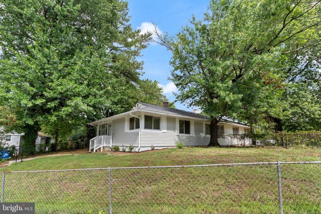 8012 ALLENDALE DR, Landover, MD 20785