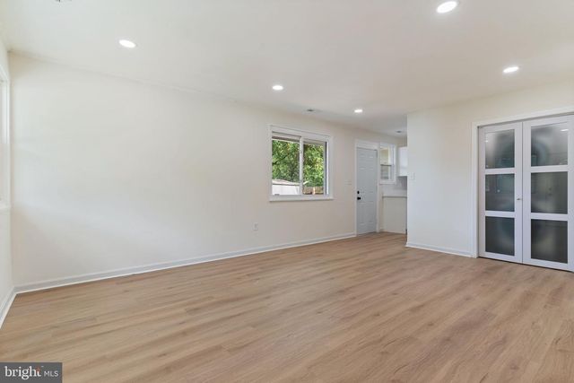 8012 ALLENDALE DR, Landover, MD 20785
