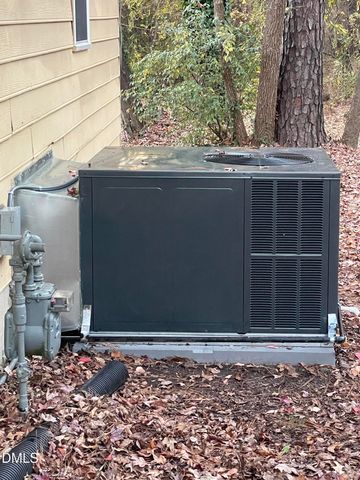 2209 Dobbin Place, Raleigh, NC 27604