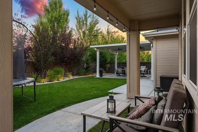 5355 S Tindaris Pl, Meridian, ID 83642