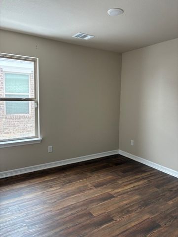 18227 County Road 4001, Mabank, TX 75147