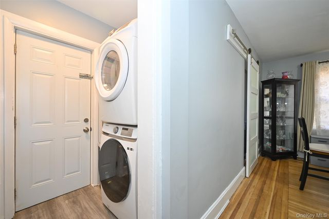 21 Dikeman Street, Hempstead, NY 11550