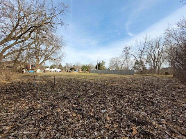 3384 N Euclid Avenue, Bay City, MI 48706