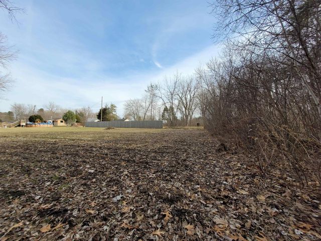 3384 N Euclid Avenue, Bay City, MI 48706