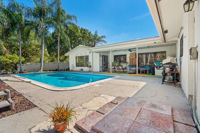 8619 NW 26th Court, Coral Springs, FL 33065