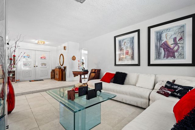 8619 NW 26th Court, Coral Springs, FL 33065