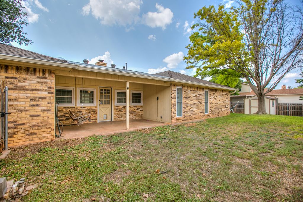 Image 31 of property listing at 3716 Inglewood Drive, San Angelo, TX 76904