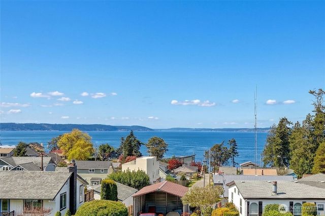 226 Henning Drive, Camano Island, WA 98282