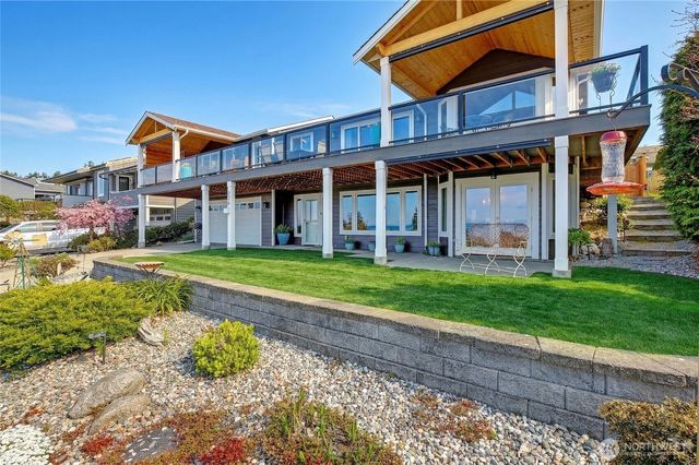 226 Henning Drive, Camano Island, WA 98282