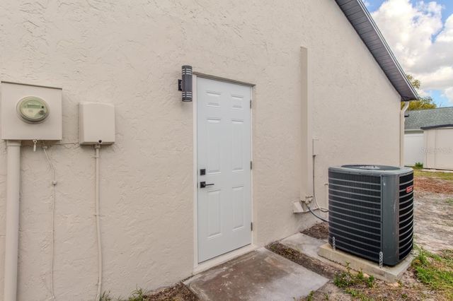 11614 BEE HIVE LANE, Port Richey, FL 34668