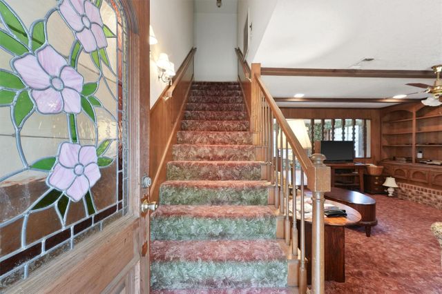 31926 Dobbin Huffsmith Road, Magnolia, TX 77354