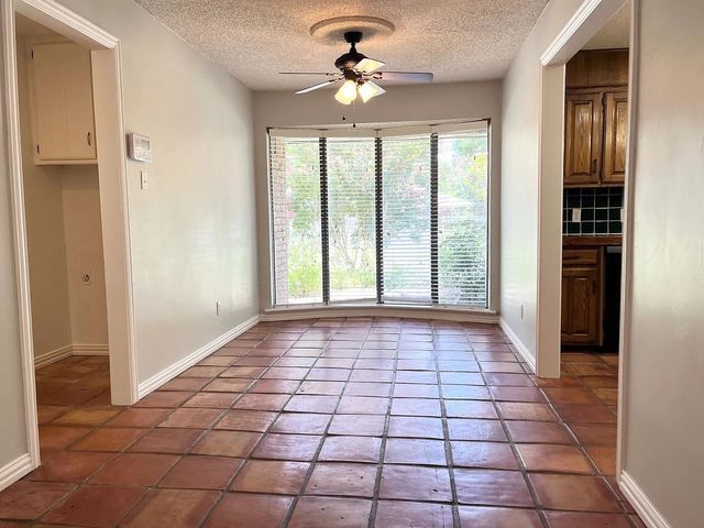 5008 Millsprings Drive, Arlington, TX 76017