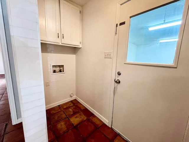 5008 Millsprings Drive, Arlington, TX 76017