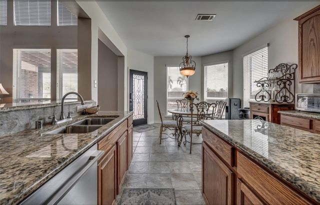 1130 Meghann Lane, Waxahachie, TX 75167