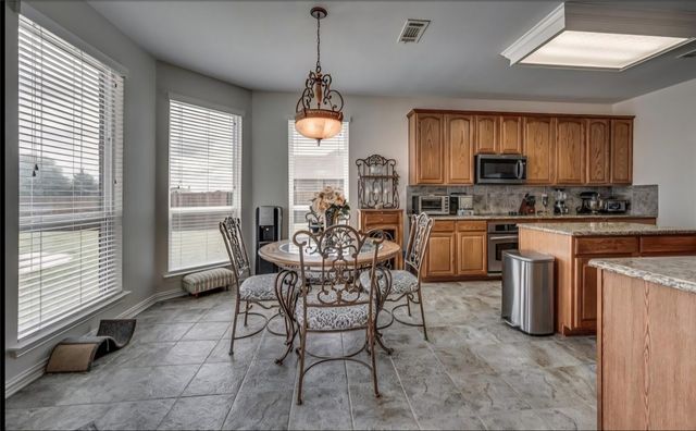 1130 Meghann Lane, Waxahachie, TX 75167