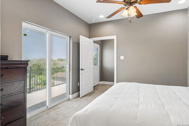 1357 PRIVATE ROAD 3702, San Antonio, TX 78253
