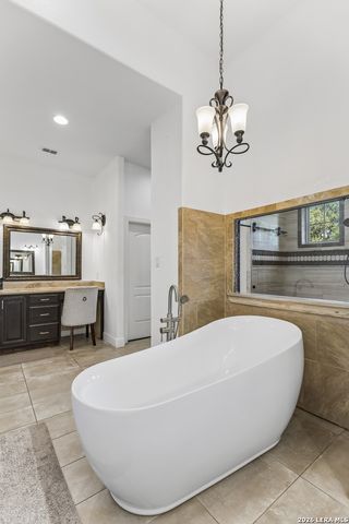 1357 PRIVATE ROAD 3702, San Antonio, TX 78253